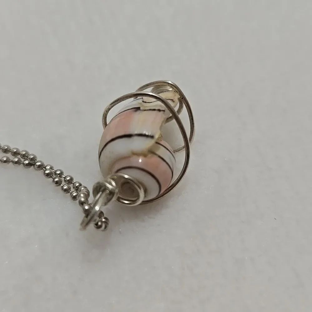 Pink Swollen Bubble Shell Necklace - Picture 7 of 8